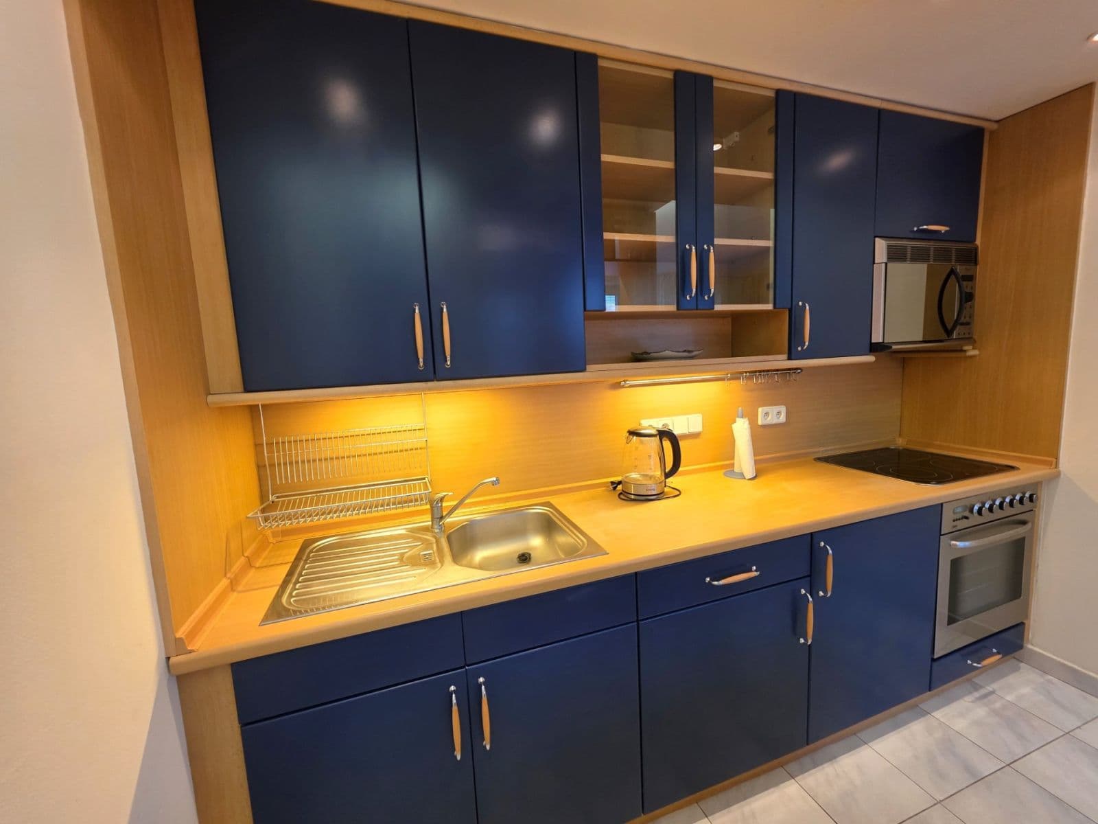 Pronájem bytu 1+kk 44 m², U Kříže, Praha, Praha Pronájem bytu 1+kk 44 m², U Kříže, Praha, Praha