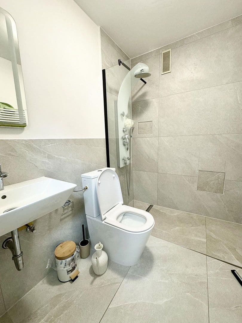 Prodej bytu 2+kk 81 m², Hessenring 26, Wiesbaden, Hessen Prodej bytu 2+kk 81 m², Hessenring 26, Wiesbaden, Hessen