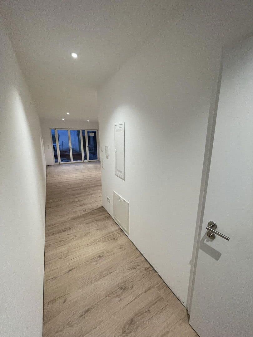 Pronájem bytu 1+1 39 m², Erlangen, Bavorsko Pronájem bytu 1+1 39 m², Erlangen, Bavorsko