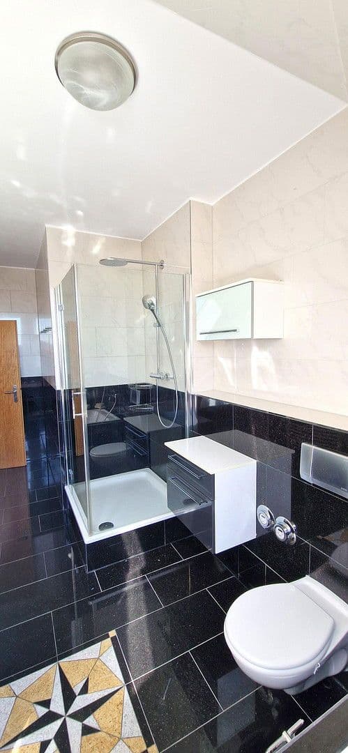 Prodej bytu 4+kk 120 m², Freidingstr., 15, Hannover, Dolní Sasko Prodej bytu 4+kk 120 m², Freidingstr., 15, Hannover, Dolní Sasko