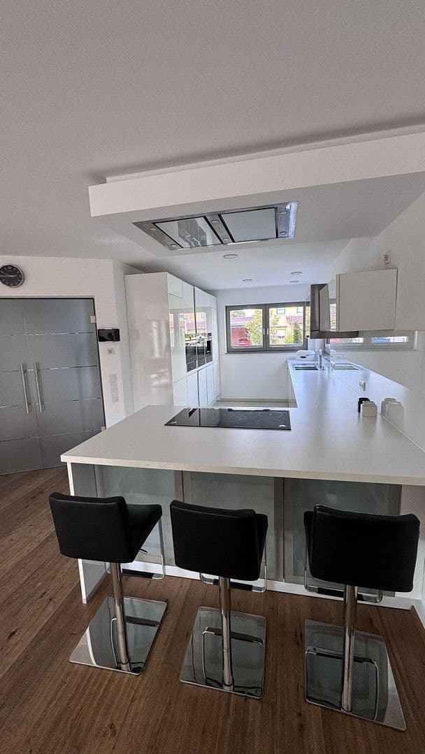 Prodej domu 165 m², pozemek 679 m², Am Falkenhorst 19, Hilpoltstein, Bavorsko Prodej domu 165 m², pozemek 679 m², Am Falkenhorst 19, Hilpoltstein, Bavorsko