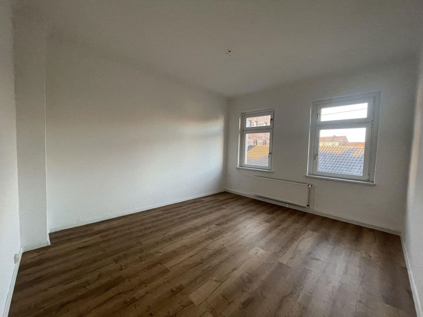 Pronájem bytu 3+1 84 m², Pestalozzistraße 5, Schkeuditz, Sasko Pronájem bytu 3+1 84 m², Pestalozzistraße 5, Schkeuditz, Sasko