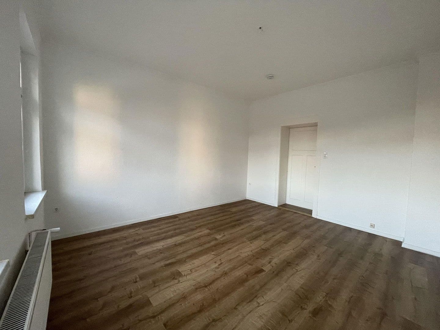 Pronájem bytu 3+1 84 m², Pestalozzistraße 5, Schkeuditz, Sasko Pronájem bytu 3+1 84 m², Pestalozzistraße 5, Schkeuditz, Sasko