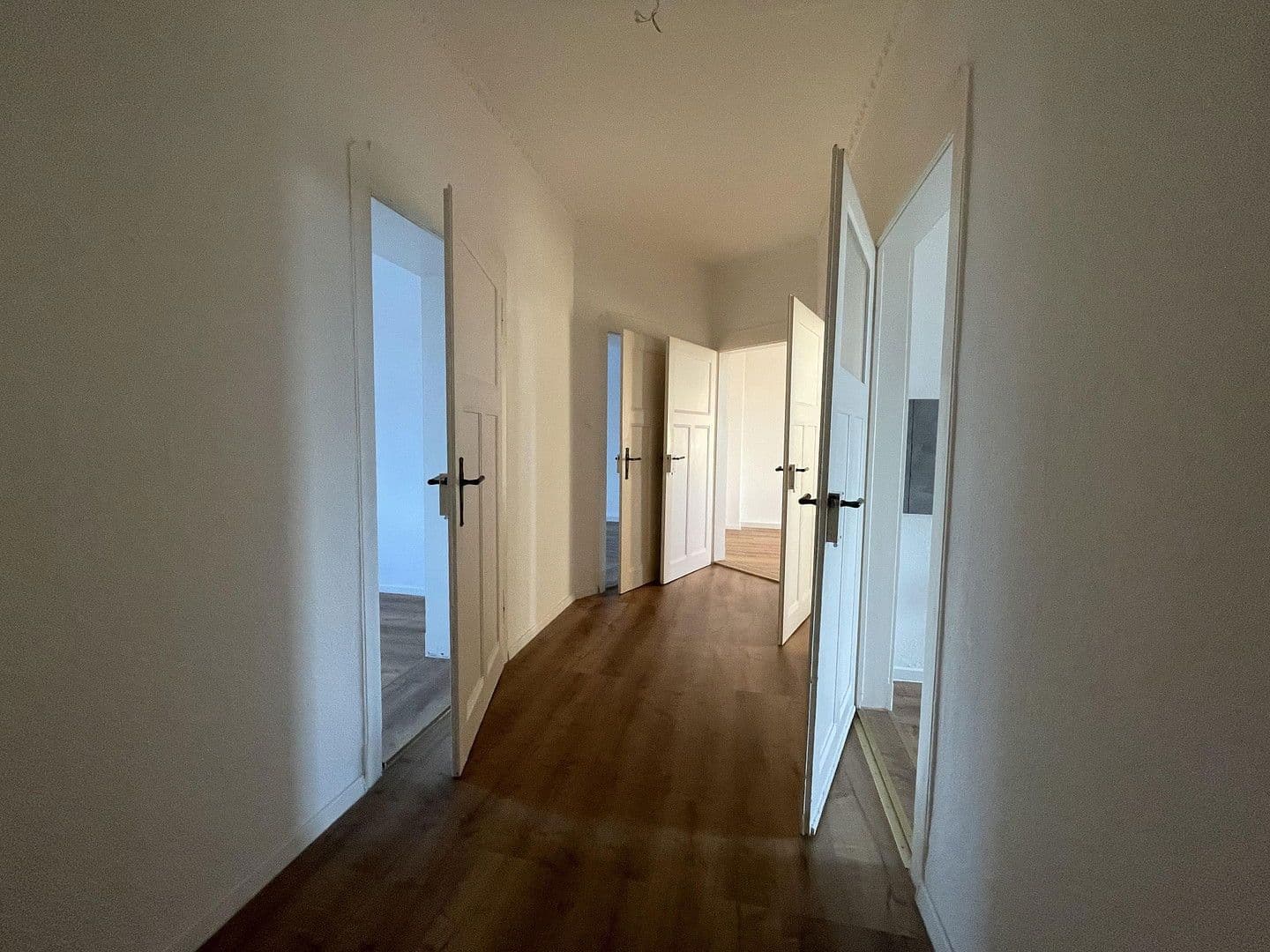 Pronájem bytu 3+1 84 m², Pestalozzistraße 5, Schkeuditz, Sasko Pronájem bytu 3+1 84 m², Pestalozzistraße 5, Schkeuditz, Sasko