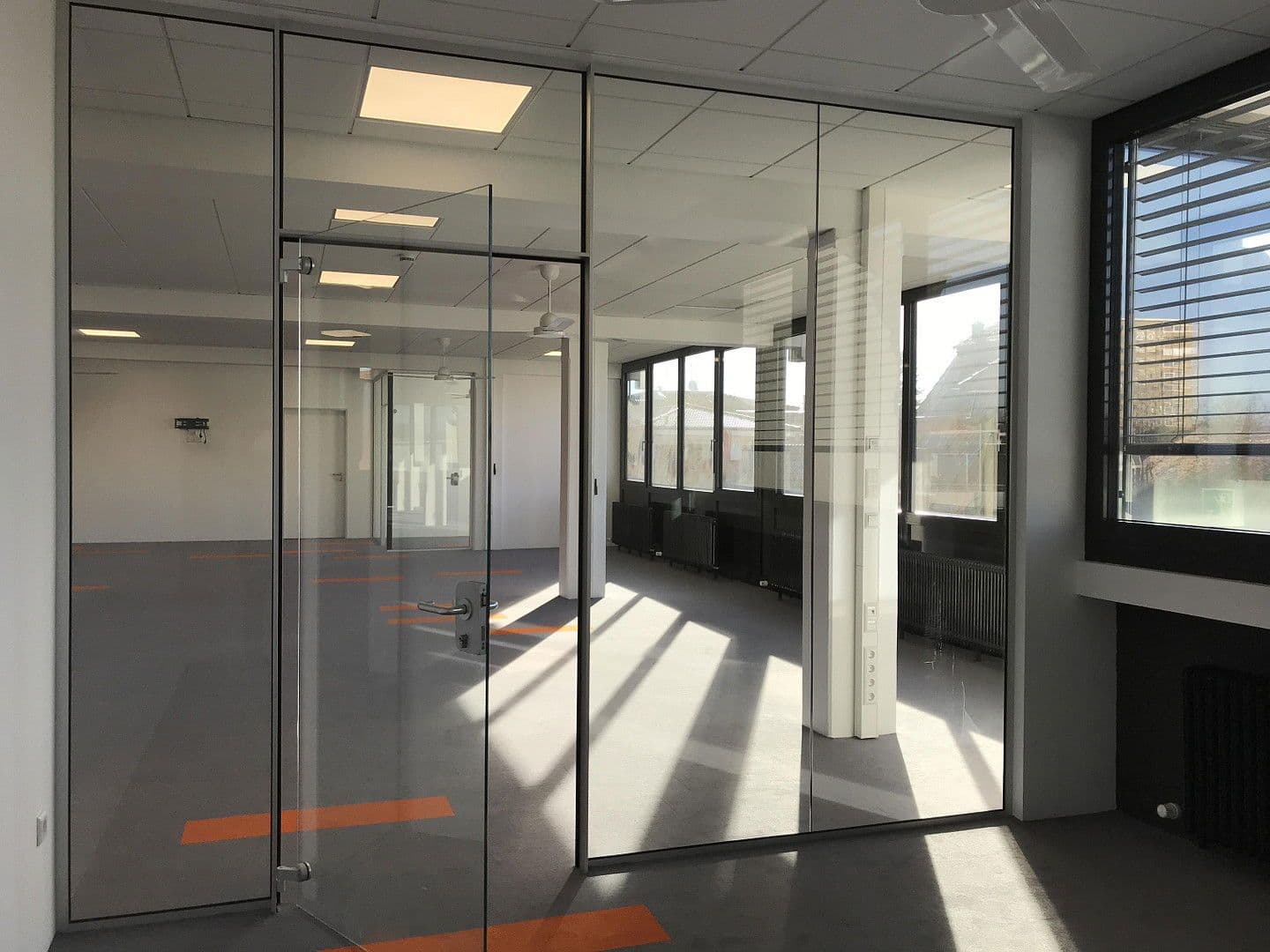 Pronájem kanceláře 472 m², Sindelfingen, Bádensko-Württembersko Pronájem kanceláře 472 m², Sindelfingen, Bádensko-Württembersko