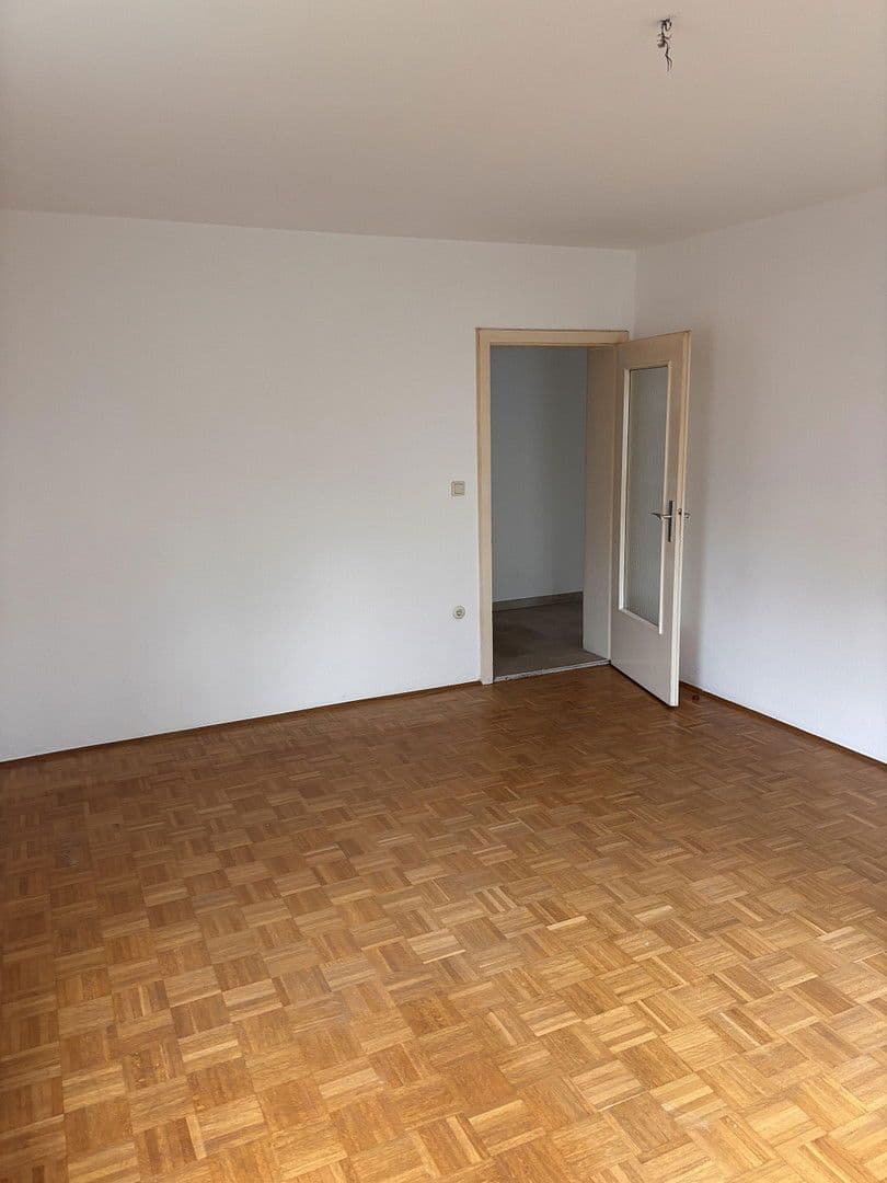 Pronájem bytu 2+kk 65 m², Bleibtreustraße 25, München, Bavorsko Pronájem bytu 2+kk 65 m², Bleibtreustraße 25, München, Bavorsko