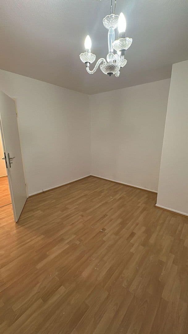 Pronájem bytu 2+1 36 m², Philippsring 19, Wiesbaden, Hessen Pronájem bytu 2+1 36 m², Philippsring 19, Wiesbaden, Hessen