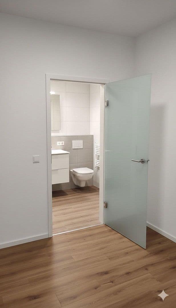 Pronájem bytu 2+1 36 m², Philippsring 19, Wiesbaden, Hessen Pronájem bytu 2+1 36 m², Philippsring 19, Wiesbaden, Hessen