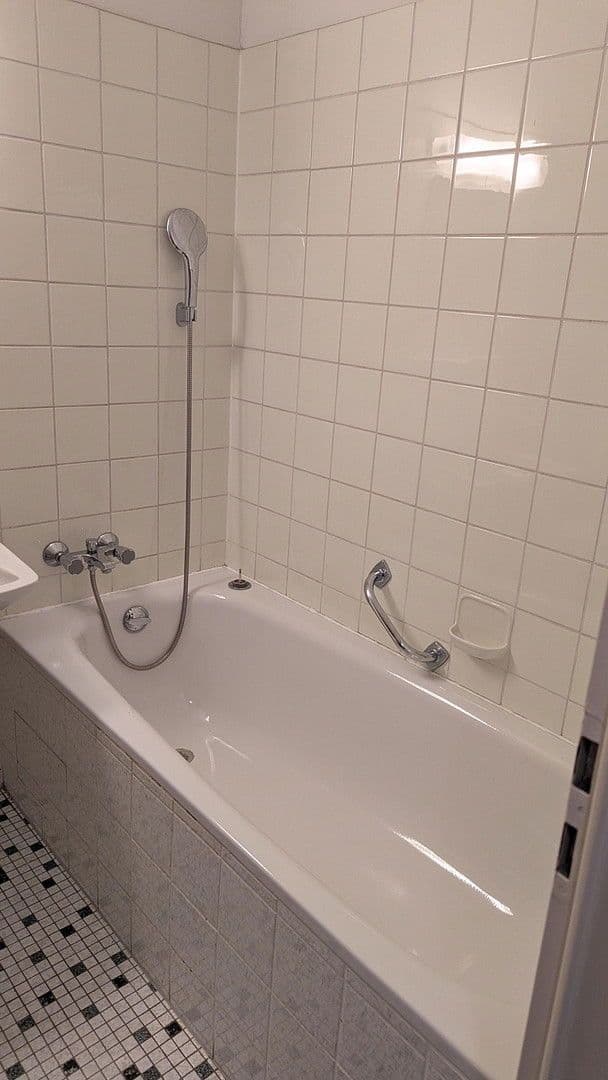 Pronájem bytu 1+1 39 m², Albrecht-Dürer-Strasse 32, Oberasbach, Bavorsko Pronájem bytu 1+1 39 m², Albrecht-Dürer-Strasse 32, Oberasbach, Bavorsko