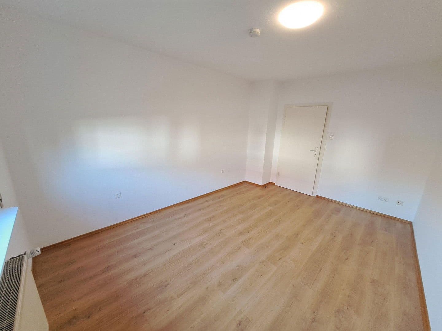 Pronájem bytu 2+1 58 m², Gaggenau, Bádensko-Württembersko Pronájem bytu 2+1 58 m², Gaggenau, Bádensko-Württembersko