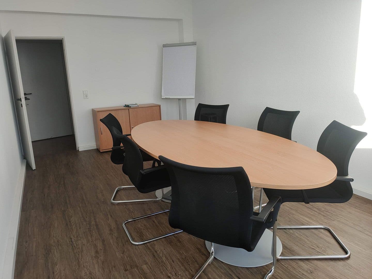 Pronájem kanceláře 195 m², Wilhelmstr. 16, Wiesbaden, Hessen Pronájem kanceláře 195 m², Wilhelmstr. 16, Wiesbaden, Hessen