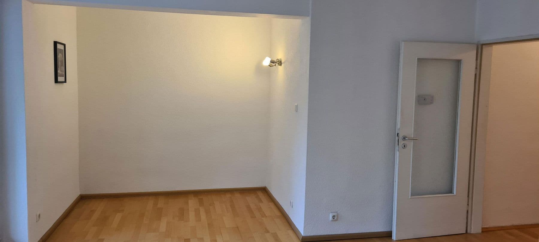 Pronájem bytu 1+kk 43 m², Sonnenhofstrasse 6, Königstein im Taunus, Hessen Pronájem bytu 1+kk 43 m², Sonnenhofstrasse 6, Königstein im Taunus, Hessen