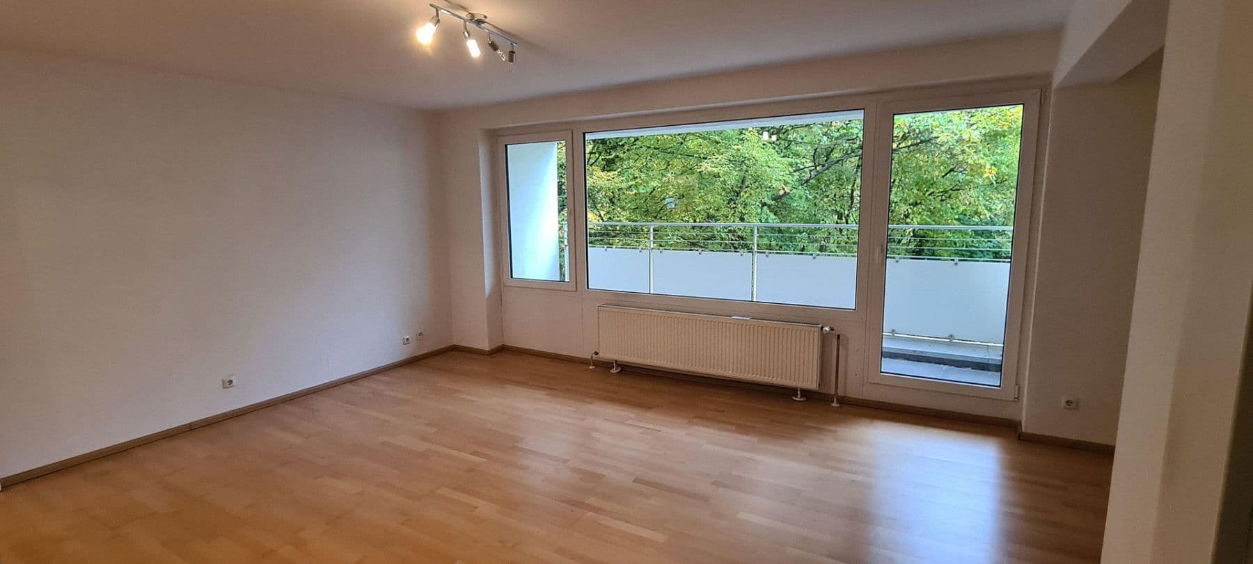 Pronájem bytu 1+kk 43 m², Sonnenhofstrasse 6, Königstein im Taunus, Hessen Pronájem bytu 1+kk 43 m², Sonnenhofstrasse 6, Königstein im Taunus, Hessen