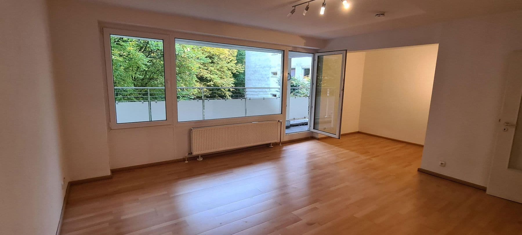 Pronájem bytu 1+kk 43 m², Sonnenhofstrasse 6, Königstein im Taunus, Hessen Pronájem bytu 1+kk 43 m², Sonnenhofstrasse 6, Königstein im Taunus, Hessen