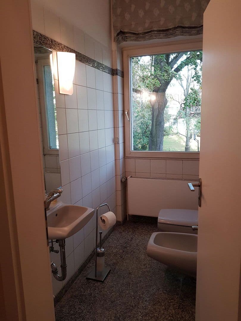 Pronájem kanceláře 344 m², Berlin-Grunewald, Berlín Pronájem kanceláře 344 m², Berlin-Grunewald, Berlín