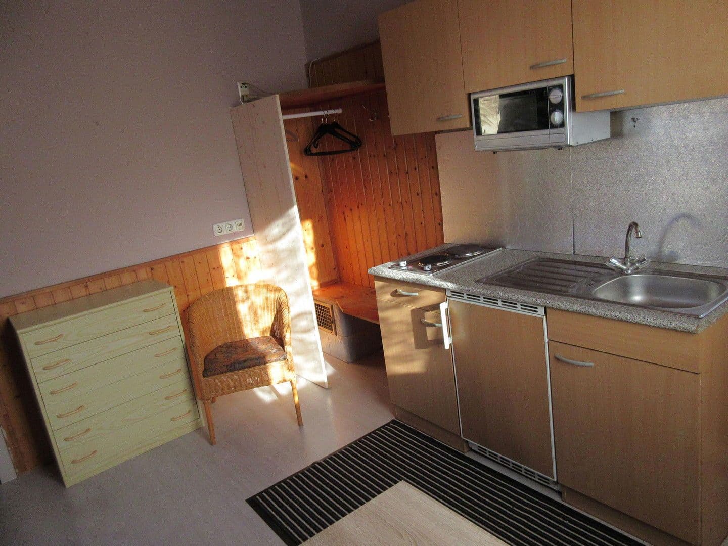 Pronájem bytu 1+1 15 m², Gaustraße 49, Selzen, Porýní-Falc Pronájem bytu 1+1 15 m², Gaustraße 49, Selzen, Porýní-Falc