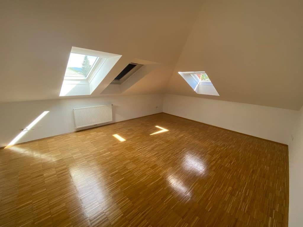 Pronájem bytu 3+1 138 m², Beethovenstraße 24/8, Graz, Štýrsko Pronájem bytu 3+1 138 m², Beethovenstraße 24/8, Graz, Štýrsko