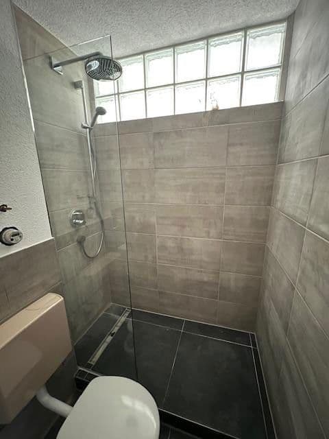 Pronájem bytu 1+1 33 m², Gernsbacherstr. 88, Bad Herrenalb, Bádensko-Württembersko Pronájem bytu 1+1 33 m², Gernsbacherstr. 88, Bad Herrenalb, Bádensko-Württembersko