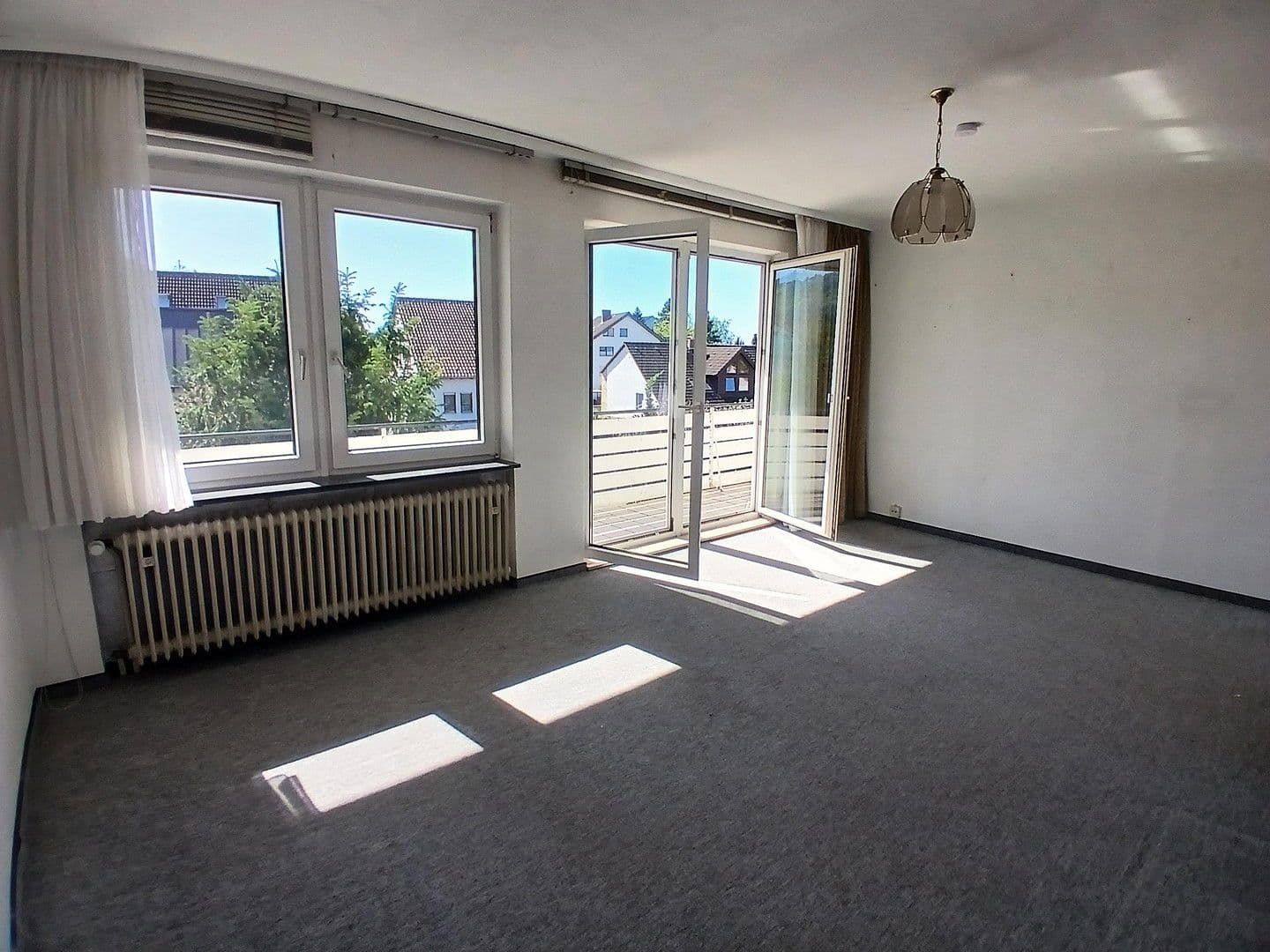 Prodej domu 140 m², pozemek 446 m², Seeheim-Jugenheim, Hessen Prodej domu 140 m², pozemek 446 m², Seeheim-Jugenheim, Hessen