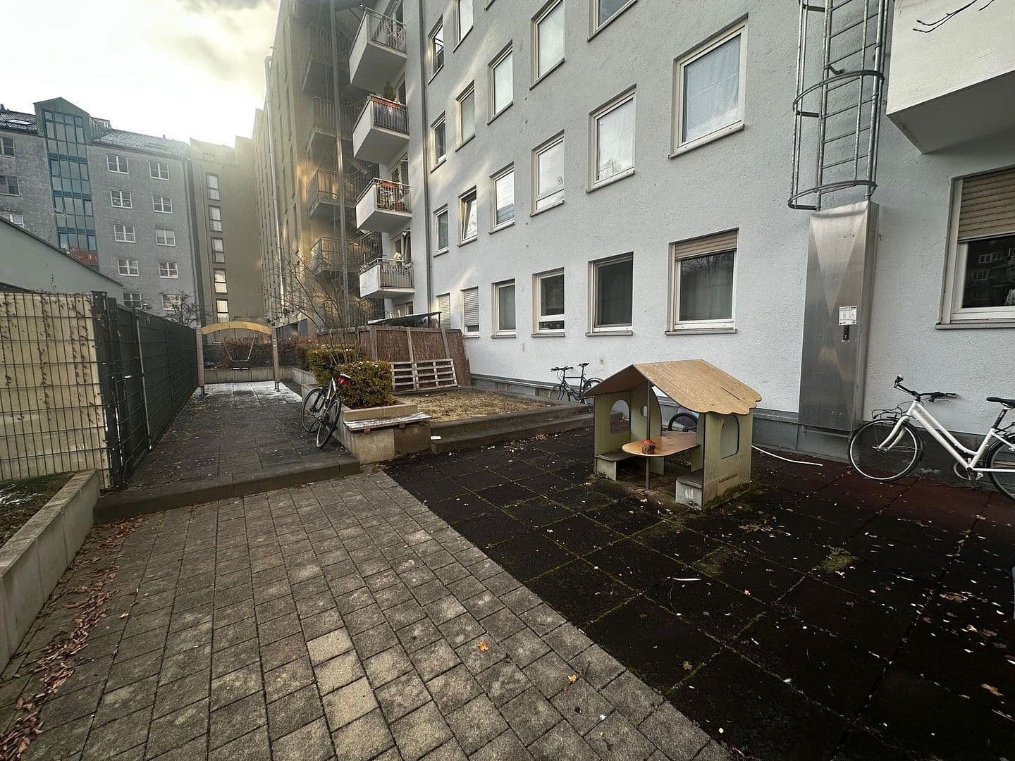 Prodej bytu 3+1 78 m², Wirtstraße 32, München, Bavorsko Prodej bytu 3+1 78 m², Wirtstraße 32, München, Bavorsko