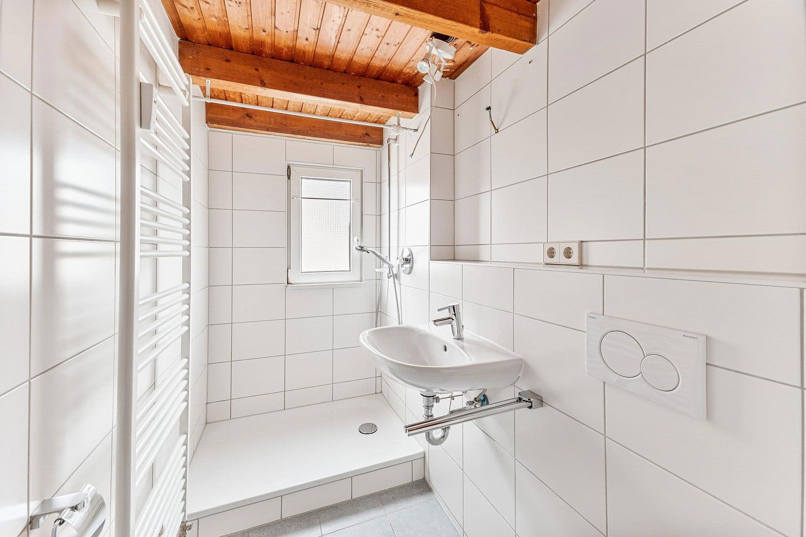 Pronájem domu 63 m², pozemek 552 m², Tulpenstraße 15, Sindelfingen, Bádensko-Württembersko Pronájem domu 63 m², pozemek 552 m², Tulpenstraße 15, Sindelfingen, Bádensko-Württembersko