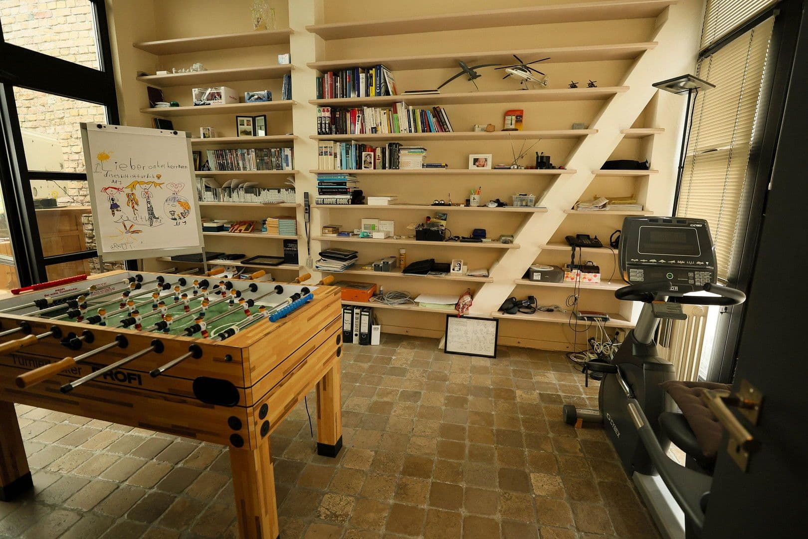 Pronájem bytu 4+1 256 m², Berlin, Berlín Pronájem bytu 4+1 256 m², Berlin, Berlín