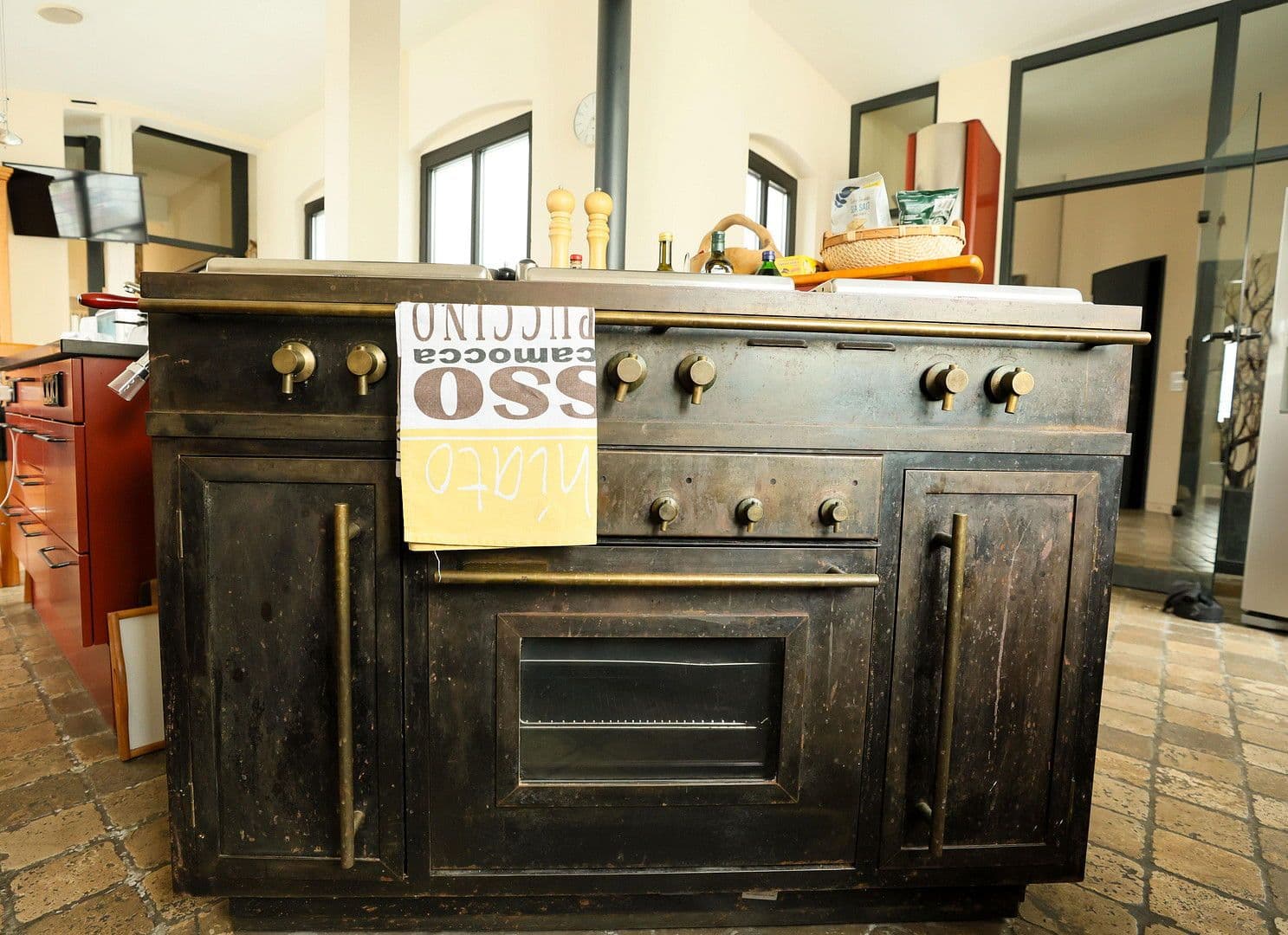 Pronájem bytu 4+1 256 m², Berlin, Berlín Pronájem bytu 4+1 256 m², Berlin, Berlín