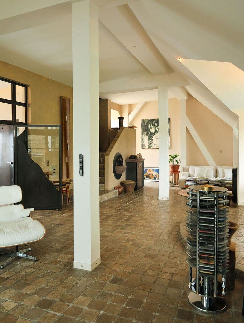 Pronájem bytu 4+1 256 m², Berlin, Berlín Pronájem bytu 4+1 256 m², Berlin, Berlín