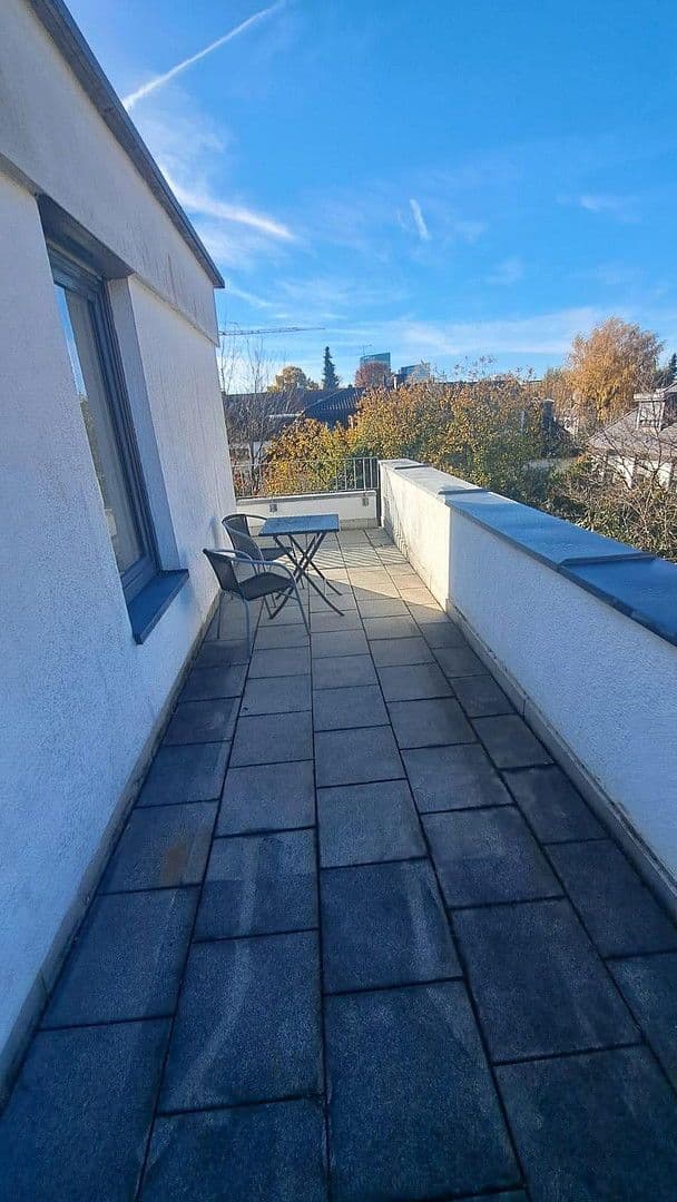 Pronájem bytu 1+kk 32 m², Revalerstr. 0, München, Bavorsko Pronájem bytu 1+kk 32 m², Revalerstr. 0, München, Bavorsko