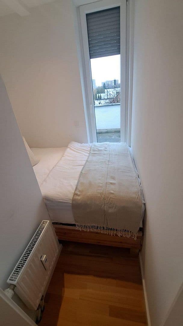 Pronájem bytu 1+kk 32 m², Revalerstr. 0, München, Bavorsko Pronájem bytu 1+kk 32 m², Revalerstr. 0, München, Bavorsko