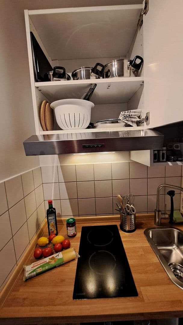 Pronájem bytu 1+kk 32 m², Revalerstr. 0, München, Bavorsko Pronájem bytu 1+kk 32 m², Revalerstr. 0, München, Bavorsko