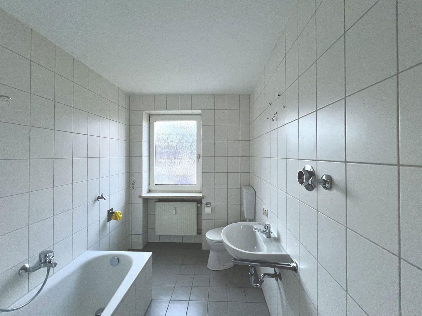 Pronájem bytu 3+1 82 m², Marktlerstrasse 60, Burghausen, Bavorsko Pronájem bytu 3+1 82 m², Marktlerstrasse 60, Burghausen, Bavorsko