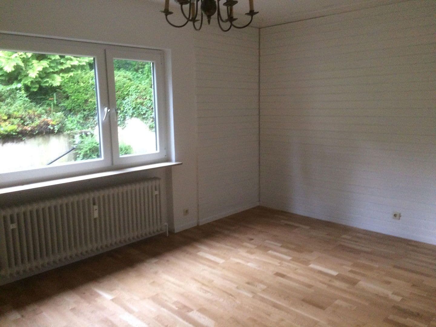 Pronájem bytu 1+1 35 m², Stuttgart-Kaltental, Bádensko-Württembersko Pronájem bytu 1+1 35 m², Stuttgart-Kaltental, Bádensko-Württembersko