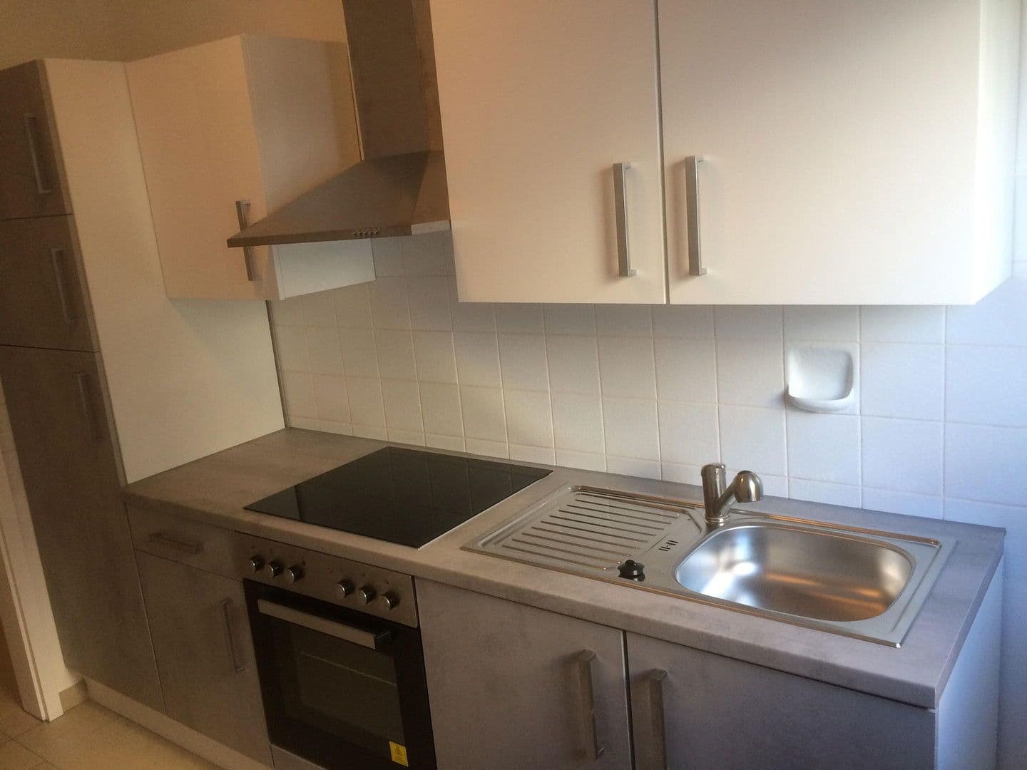 Pronájem bytu 1+1 35 m², Stuttgart-Kaltental, Bádensko-Württembersko Pronájem bytu 1+1 35 m², Stuttgart-Kaltental, Bádensko-Württembersko