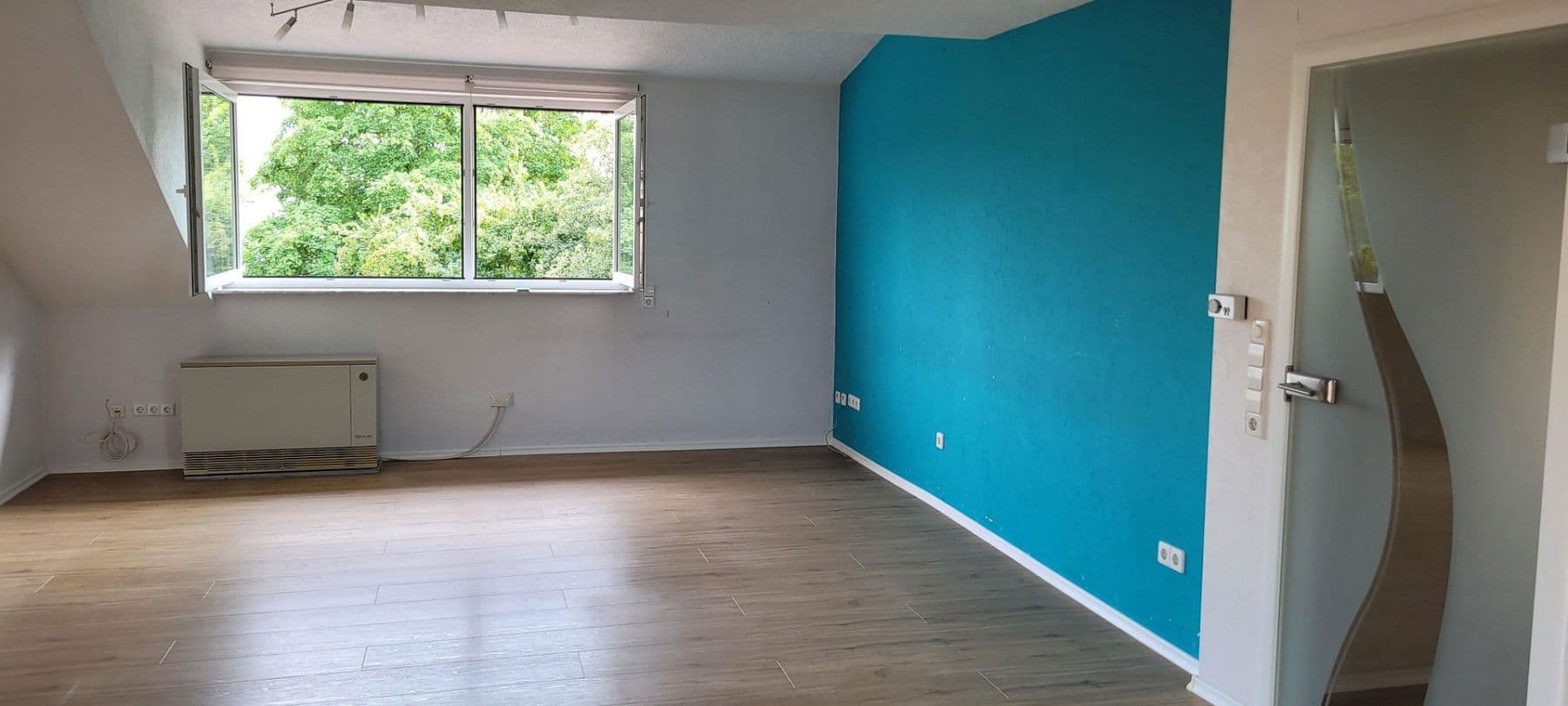 Pronájem bytu 3+1 102 m², Bretten, Bádensko-Württembersko Pronájem bytu 3+1 102 m², Bretten, Bádensko-Württembersko