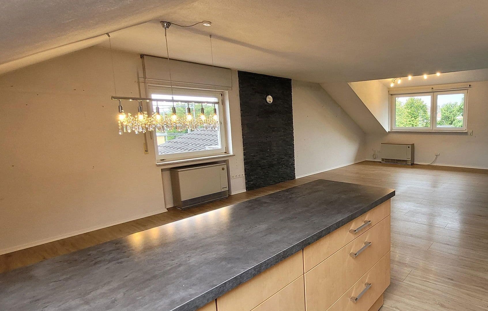 Pronájem bytu 3+1 102 m², Bretten, Bádensko-Württembersko Pronájem bytu 3+1 102 m², Bretten, Bádensko-Württembersko