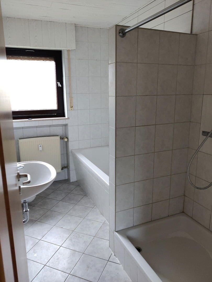 Prodej domu 360 m², pozemek 900 m², Extertal, Severní Porýní-Vestfálsko Prodej domu 360 m², pozemek 900 m², Extertal, Severní Porýní-Vestfálsko