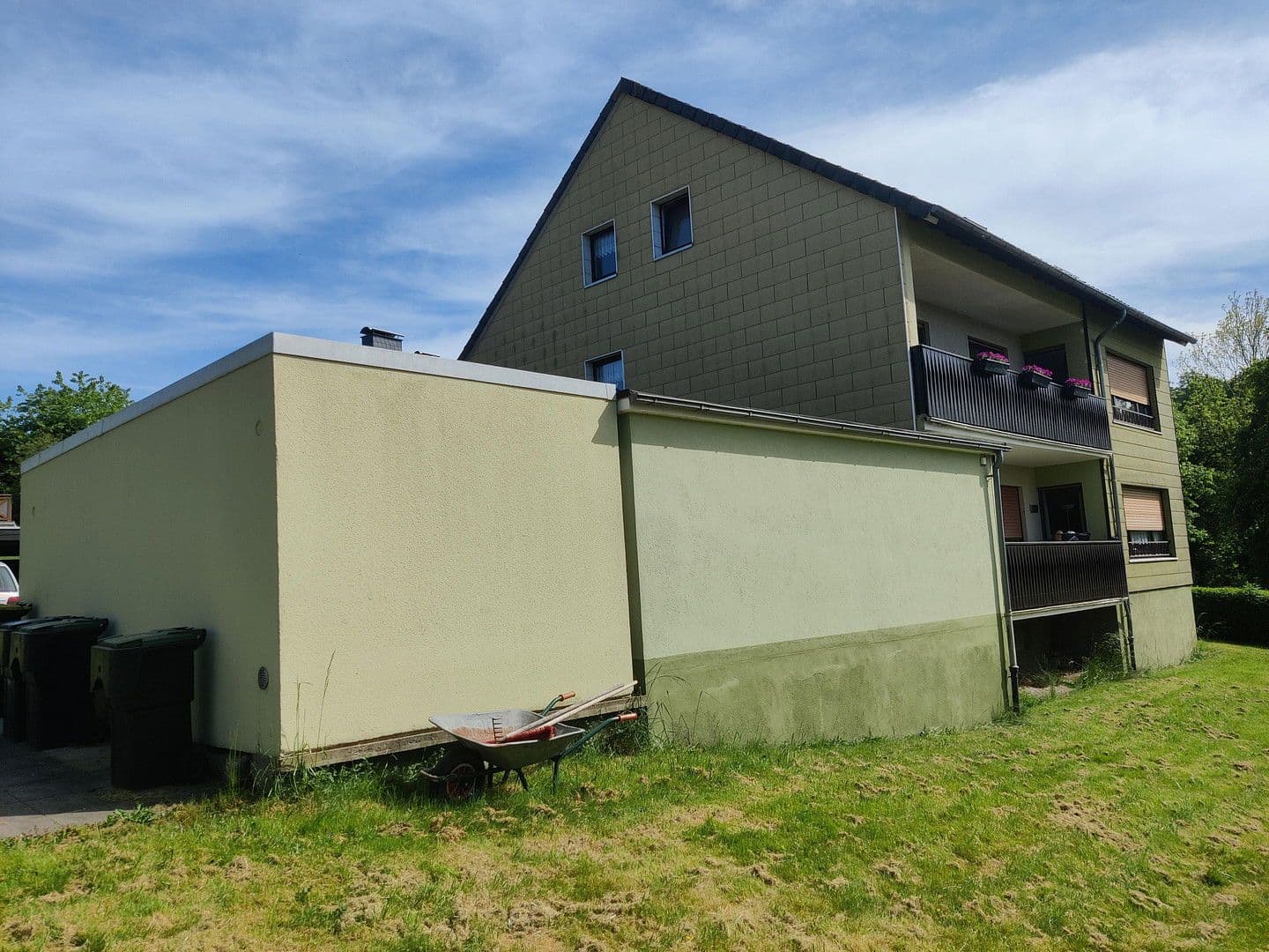 Prodej domu 360 m², pozemek 900 m², Extertal, Severní Porýní-Vestfálsko Prodej domu 360 m², pozemek 900 m², Extertal, Severní Porýní-Vestfálsko