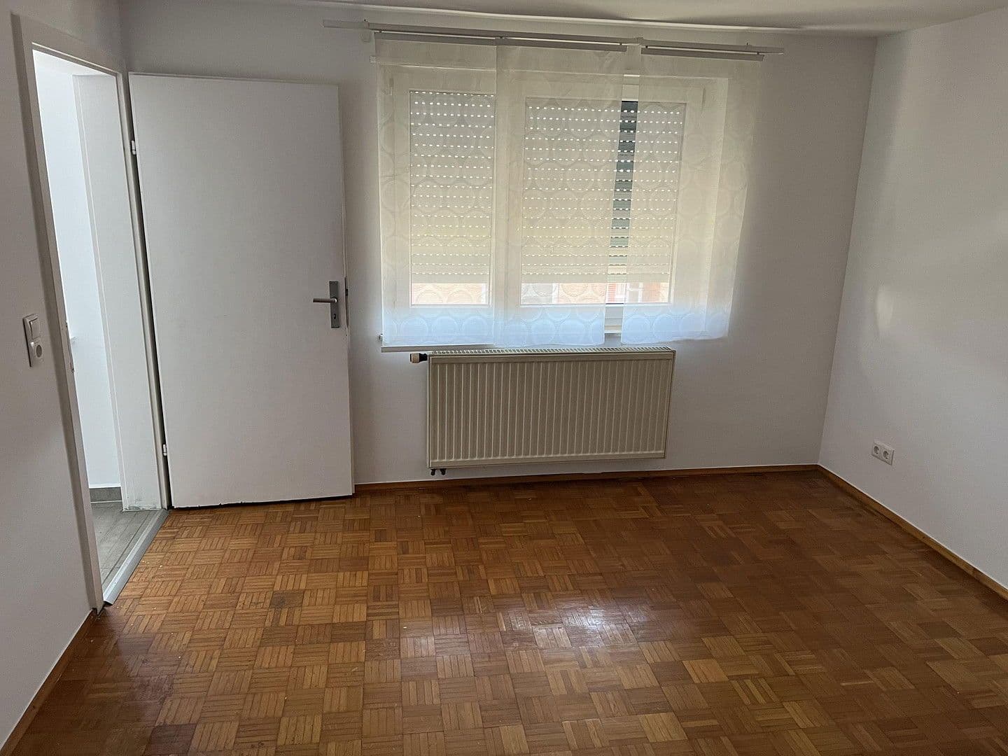Prodej domu 132 m², pozemek 470 m², Rodenbach, Porýní-Falc Prodej domu 132 m², pozemek 470 m², Rodenbach, Porýní-Falc