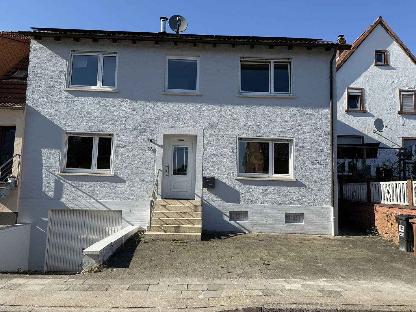 Prodej domu 132 m², pozemek 470 m², Rodenbach, Porýní-Falc Prodej domu 132 m², pozemek 470 m², Rodenbach, Porýní-Falc