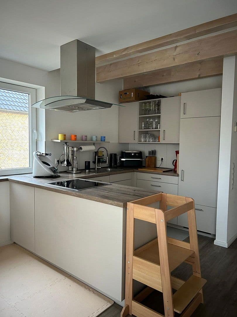 Pronájem bytu 4+1 125 m², Zur Alten Fähre 15, Šlesvik, Šlesvicko-Holštýnsko Pronájem bytu 4+1 125 m², Zur Alten Fähre 15, Šlesvik, Šlesvicko-Holštýnsko