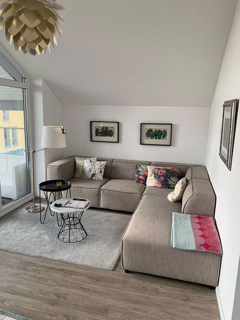 Pronájem bytu 4+1 125 m², Zur Alten Fähre 15, Šlesvik, Šlesvicko-Holštýnsko Pronájem bytu 4+1 125 m², Zur Alten Fähre 15, Šlesvik, Šlesvicko-Holštýnsko