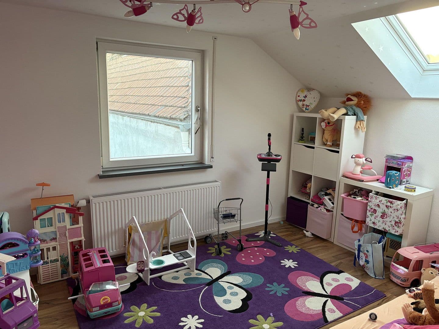 Prodej domu 191 m², pozemek 292 m², Mühltal, Hessen Prodej domu 191 m², pozemek 292 m², Mühltal, Hessen