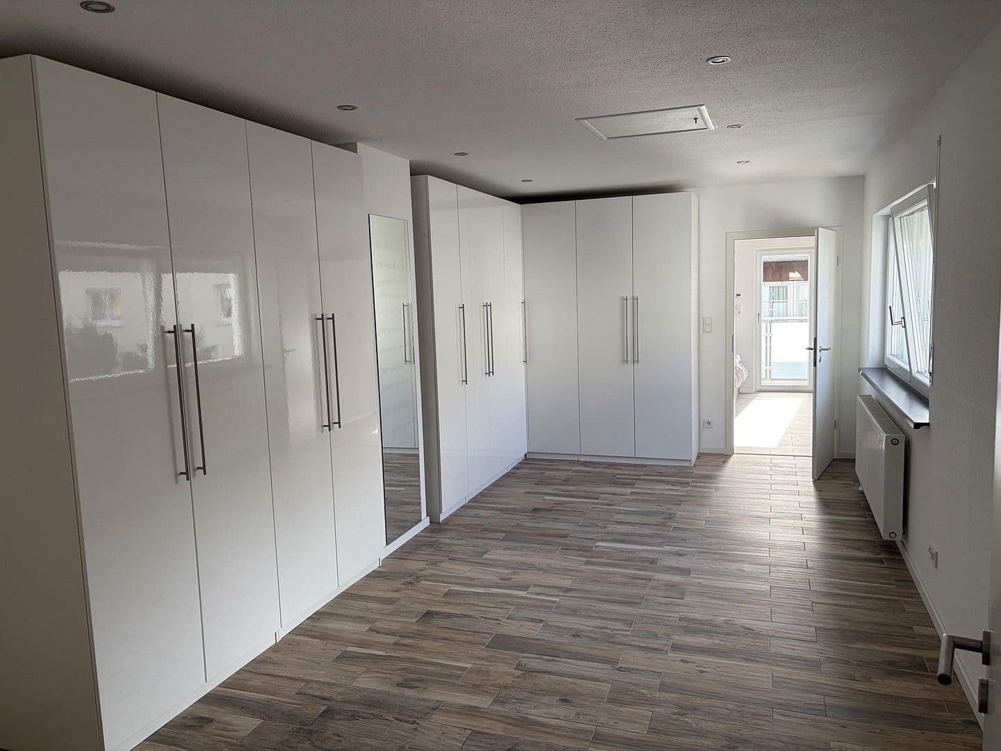 Prodej domu 191 m², pozemek 292 m², Mühltal, Hessen Prodej domu 191 m², pozemek 292 m², Mühltal, Hessen