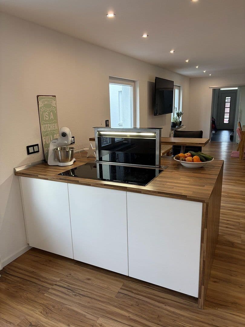 Prodej domu 191 m², pozemek 292 m², Mühltal, Hessen Prodej domu 191 m², pozemek 292 m², Mühltal, Hessen