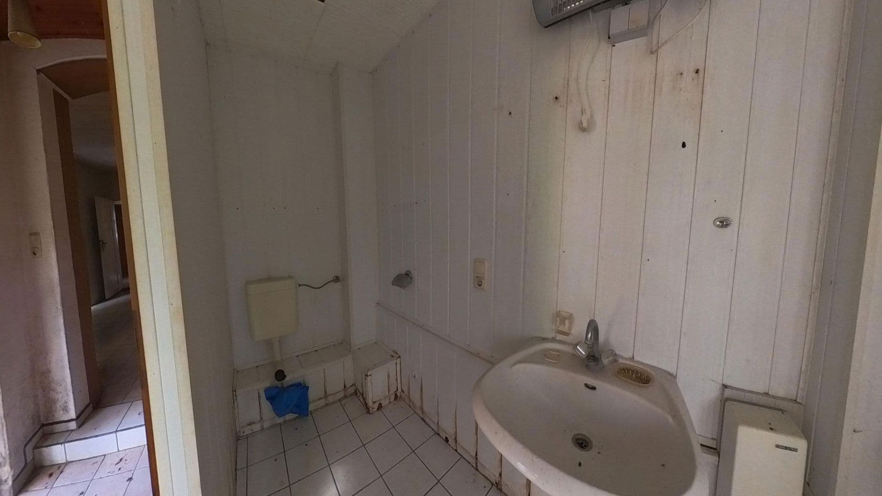 Prodej domu 240 m², pozemek 1.218 m², Poststr.10, Siedenbollentin, Mecklenburg-Vorpommern Prodej domu 240 m², pozemek 1.218 m², Poststr.10, Siedenbollentin, Mecklenburg-Vorpommern