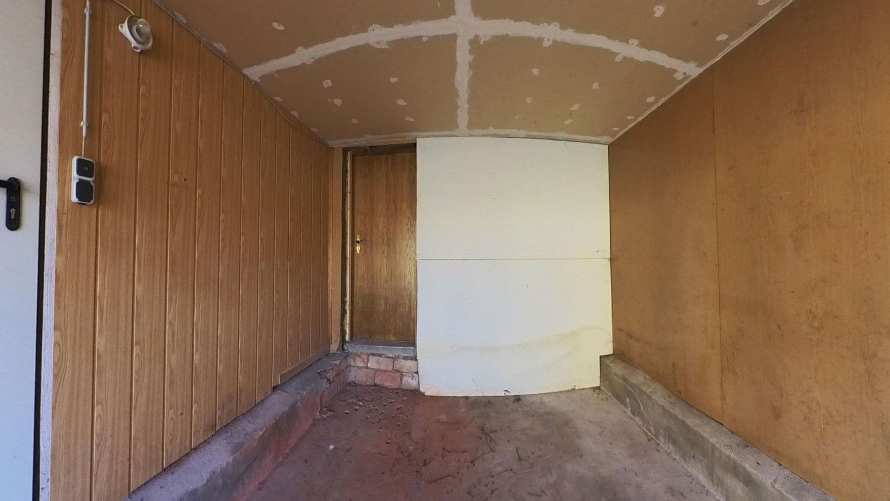 Prodej domu 240 m², pozemek 1.218 m², Poststr.10, Siedenbollentin, Mecklenburg-Vorpommern Prodej domu 240 m², pozemek 1.218 m², Poststr.10, Siedenbollentin, Mecklenburg-Vorpommern