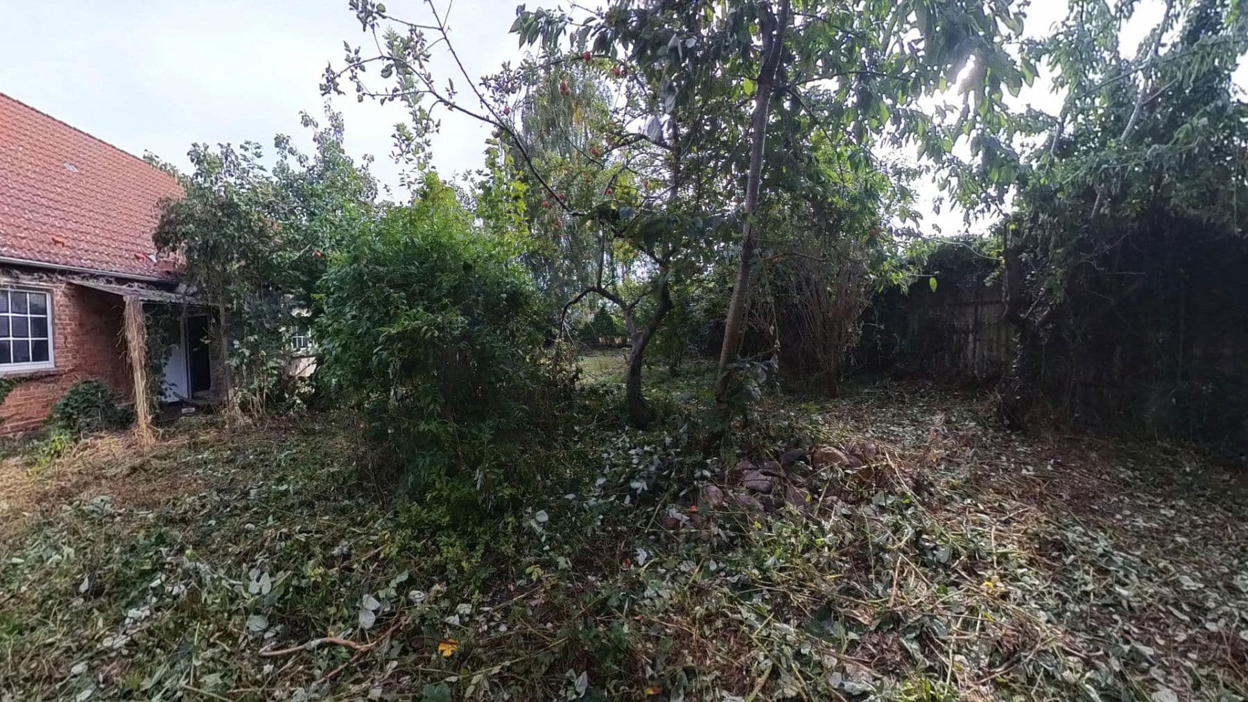 Prodej domu 240 m², pozemek 1.218 m², Poststr.10, Siedenbollentin, Mecklenburg-Vorpommern Prodej domu 240 m², pozemek 1.218 m², Poststr.10, Siedenbollentin, Mecklenburg-Vorpommern