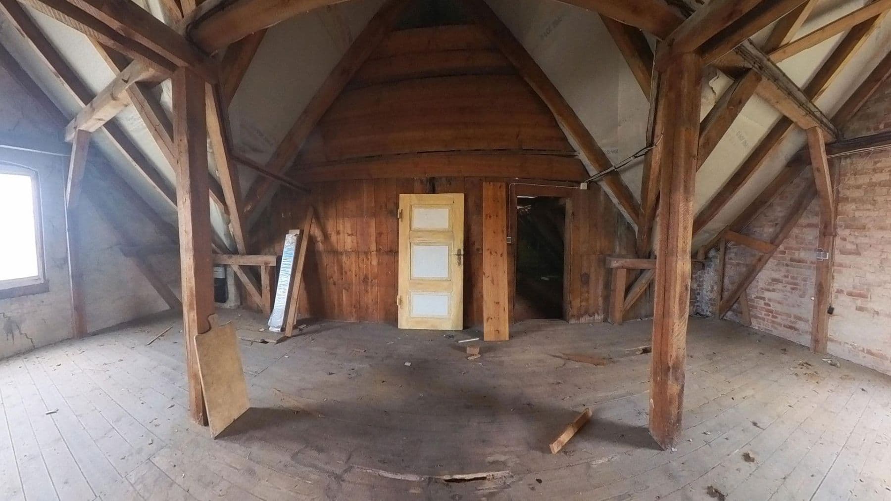 Prodej domu 240 m², pozemek 1.218 m², Poststr.10, Siedenbollentin, Mecklenburg-Vorpommern Prodej domu 240 m², pozemek 1.218 m², Poststr.10, Siedenbollentin, Mecklenburg-Vorpommern