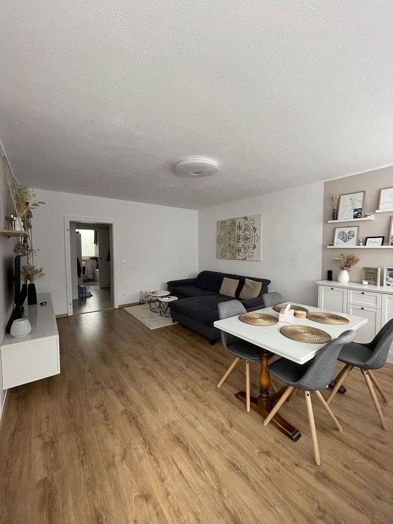 Prodej bytu 3+1 75 m², Zirndorf, Bavorsko Prodej bytu 3+1 75 m², Zirndorf, Bavorsko